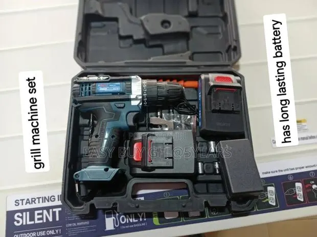 Bosch Professional Battery Hand Drill With Spare Battery · Photo 1
