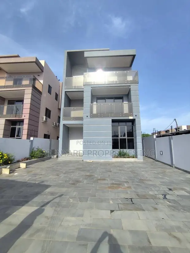 4bdrm Duplex in Lagos Ave, East Legon for rent · Photo 1
