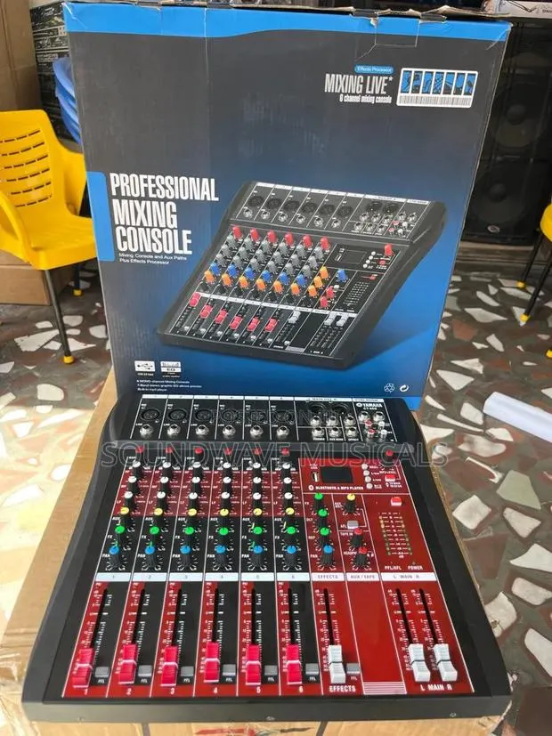 Yamaha Ct-60s Mixer · Photo 1