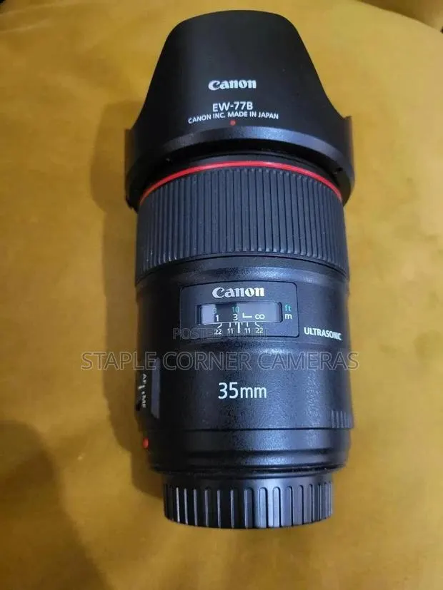 Canon EF 35mm F/1.4l II USM Wide Angle Lens · Photo 1