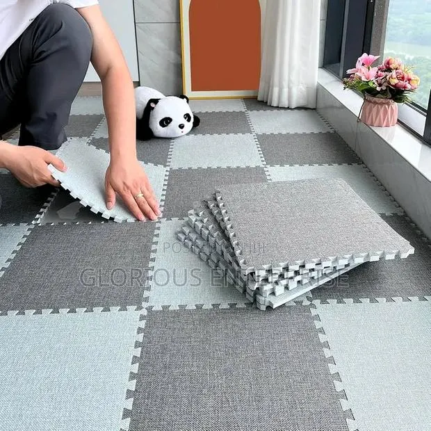 30 Pieces Puzzle Carpet · Photo 1