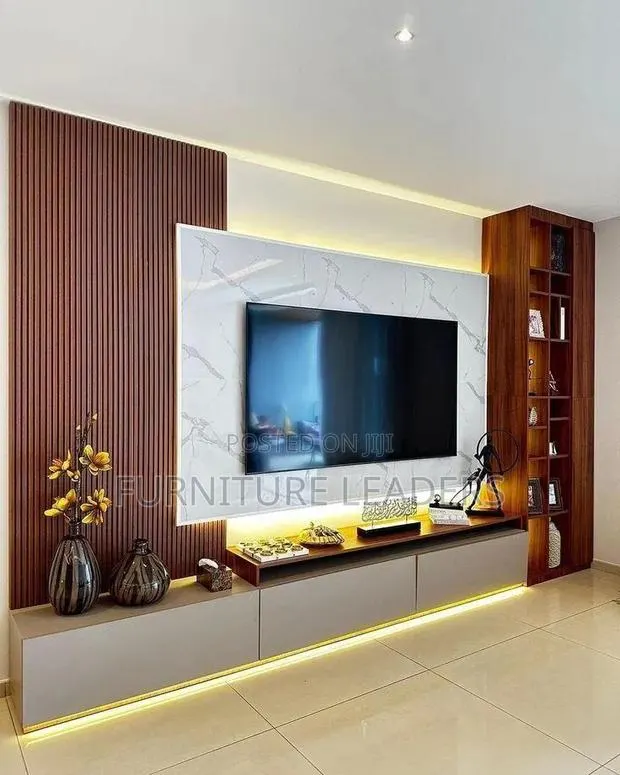 TV Wall Unit · Photo 1