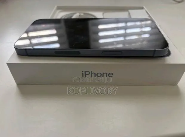 Apple iPhone 14 128 GB Blue · Photo 1