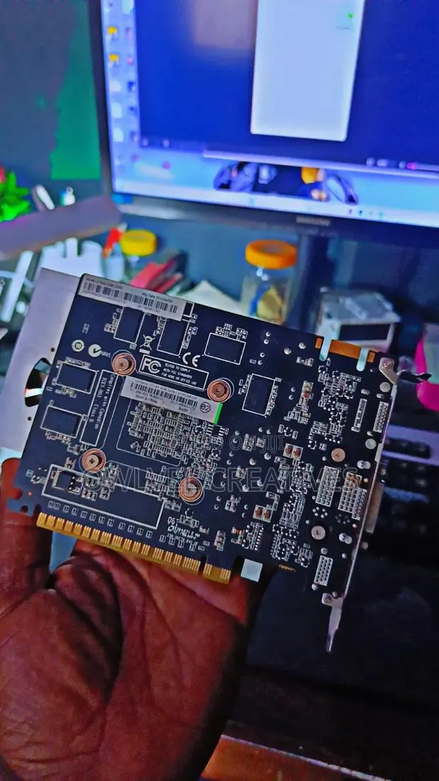 Nvidia Geforce Gt 545 Ddr3 Samsung · Photo 1