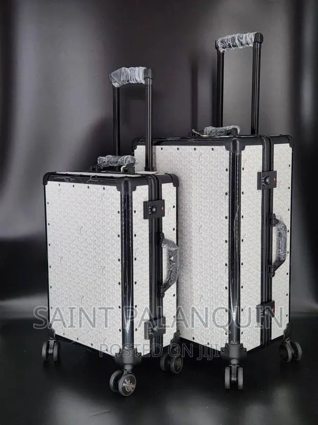 Goyard Traveling Luggages · Photo 1