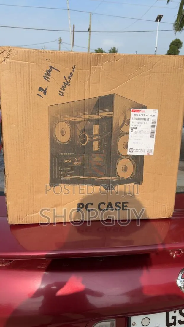 Computer Case · Photo 1
