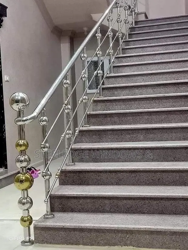 Staircase Railings · Photo 1