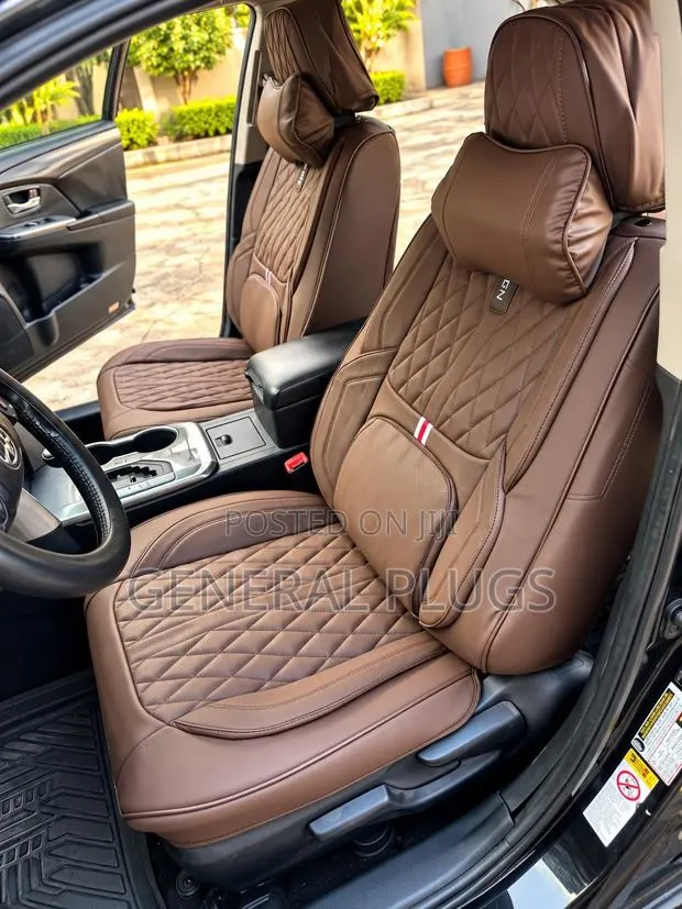 Premium Genuine Leather 5 Seater Universal Car Seat Covers · Photo 1