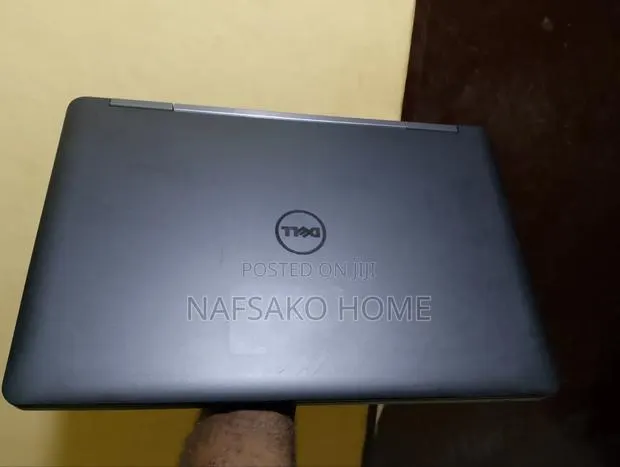 Laptop Dell Latitude e5540 8GB Intel Core i5 HDD 500GB · Photo 1