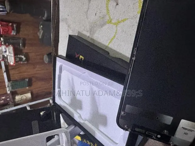 Expert in iPhone and Android Repairs · Photo 1