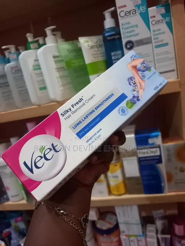 Veet Hair Removal Cream · Photo 1