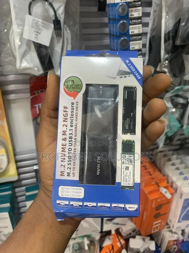SSD Enclosure – USB 3.1 / Type-C External Case · Photo 1