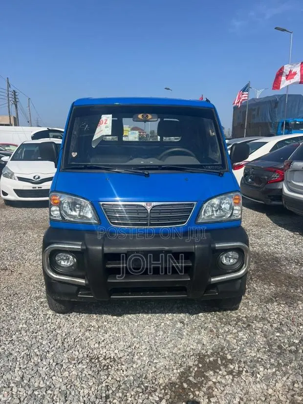 Mitsubishi Verada 2012 Blue · Photo 1