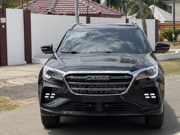 Jetour X70 Plus 2020 Black · Photo 1