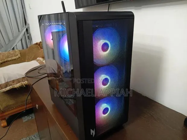 Desktop Computer Acer 32GB Intel Core i7 SSD 2T