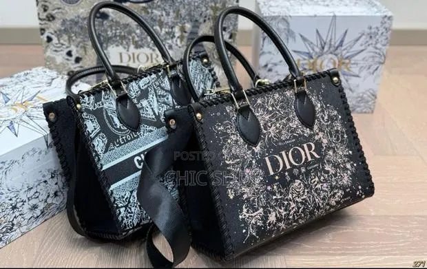 Dior Medium Size Bag · Photo 1