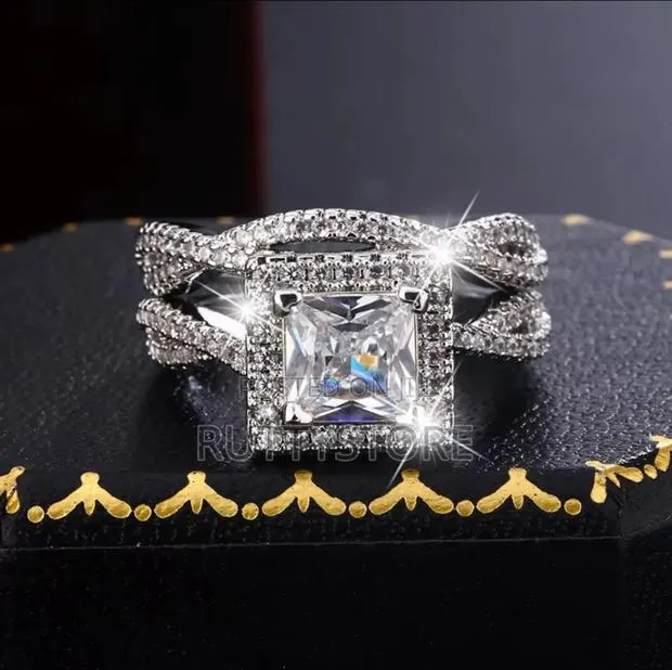 High Quality 925 Sterling Wedding Rings Set · Photo 1