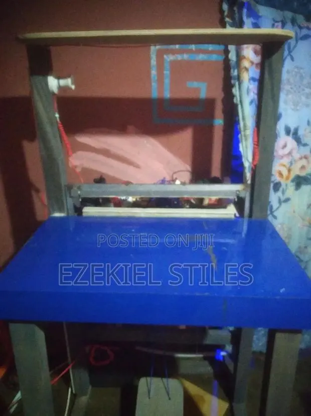 Nylon Rubber Cutting Machine · Photo 1