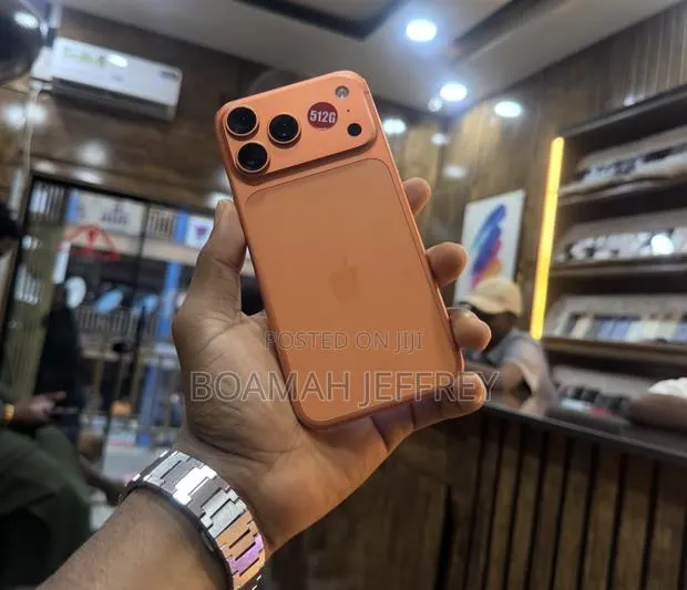 Apple iPhone 17 Pro Max 512 GB Orange · Photo 1
