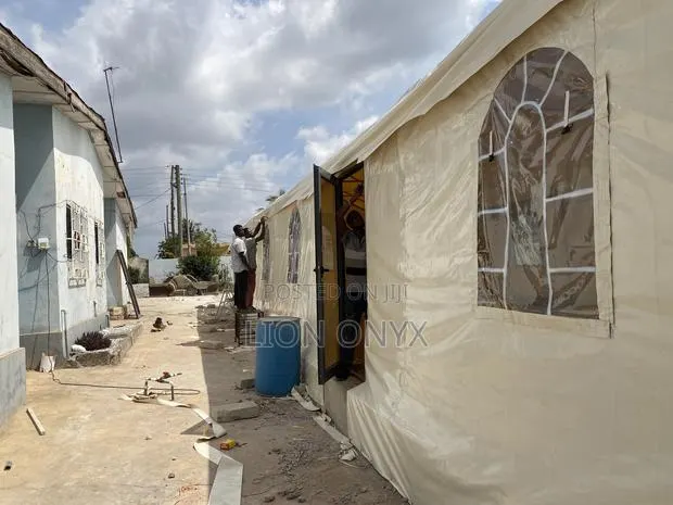 200 Guest Tent 30x60ft With 3Glass Doors Already Made + Installation · Photo 3