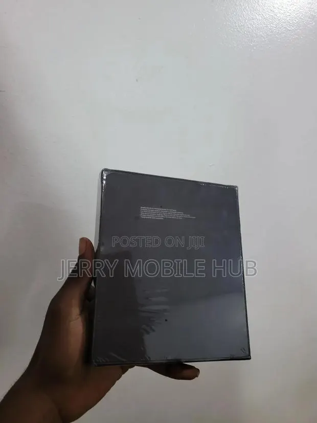 New Samsung Galaxy Z Fold 5 1 TB Black · Photo 1