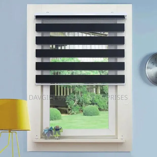 7ft Black Window Blind · Photo 1