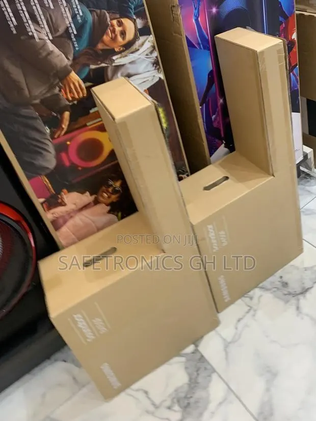 Efficient Sleek Samsung B-Series Soundbar Hw-B450f 2.1 Ch Subwoofer · Photo 1