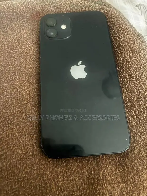 Apple iPhone 12 64 GB White · Photo 1