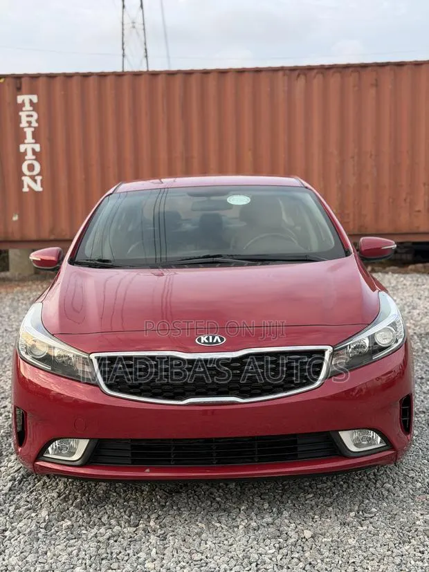Kia Forte EX Sedan 2017 Red · Photo 1