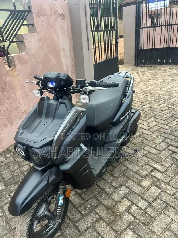 Yamaha 2025 · Photo 1