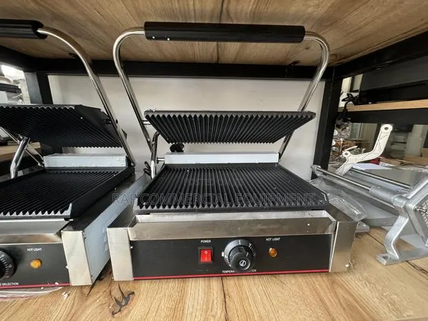Single Panini Toaster · Photo 1