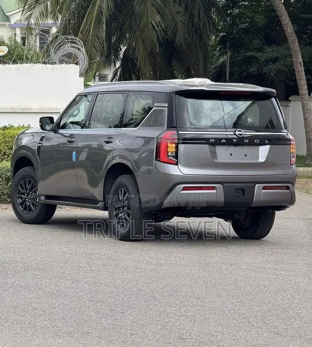 New Nissan Patrol 2025 Gray · Photo 1