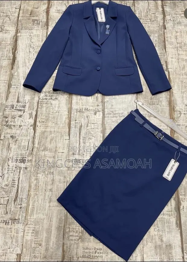 Suit for Women · Photo 1