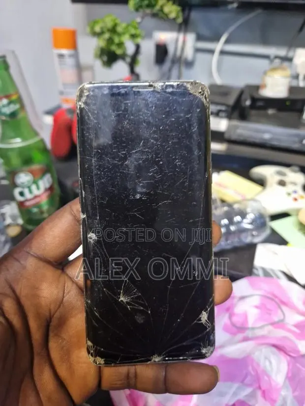 Samsung Galaxy S9 128 GB Black · Photo 1
