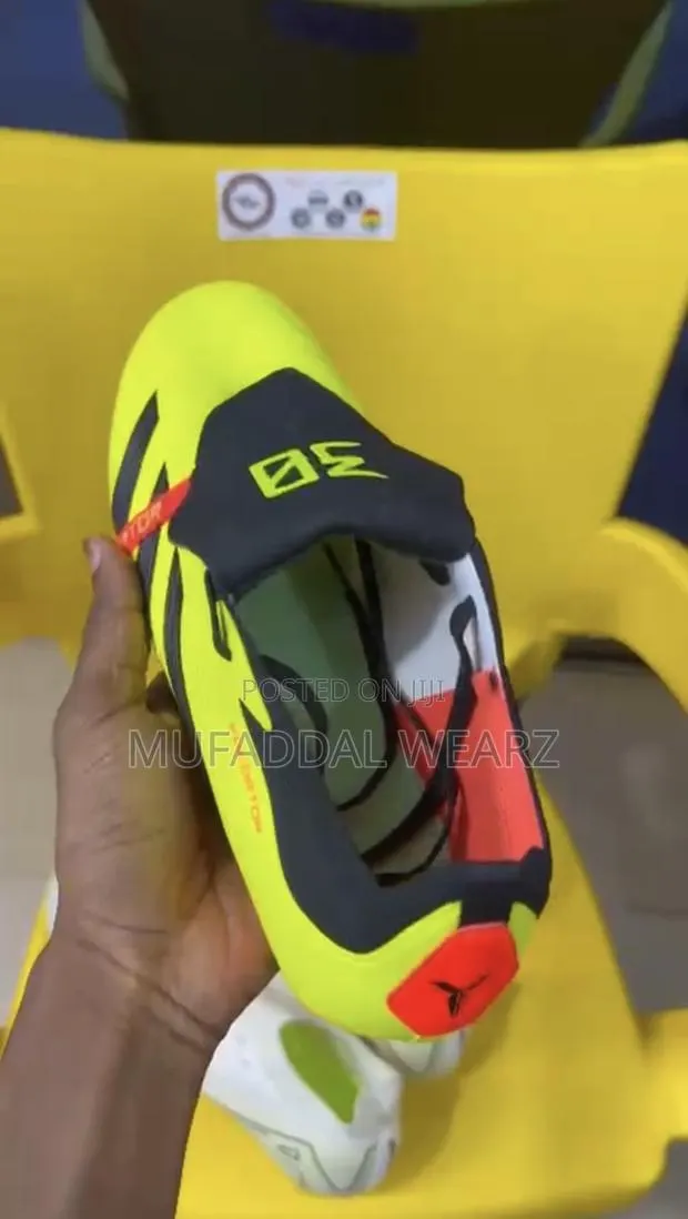 Original Adidas Boots · Photo 4