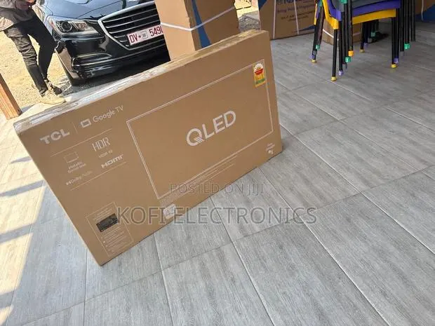 TCL 43” Premium Qled Tv Smart Stylish · Photo 1