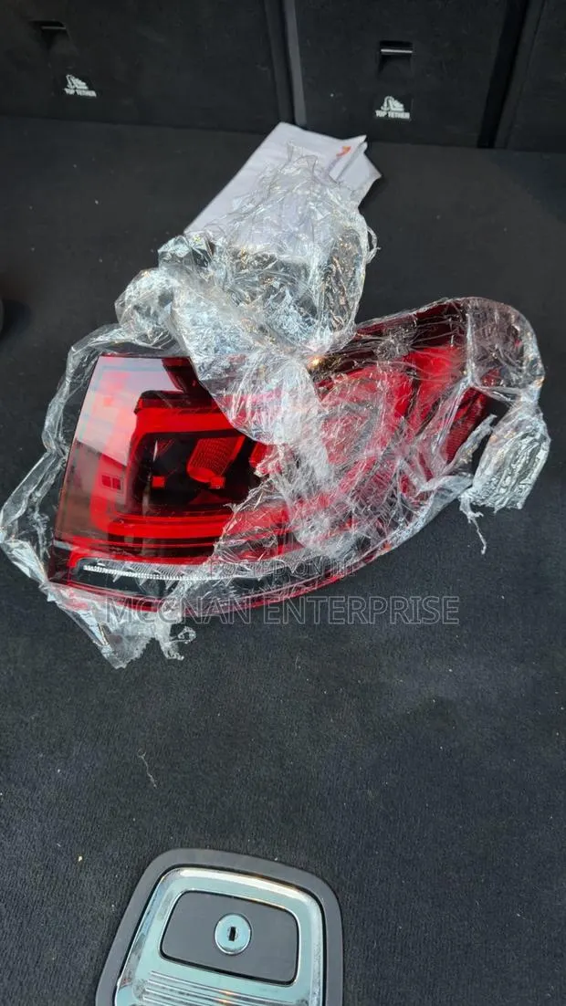 Auto Parts · Photo 1