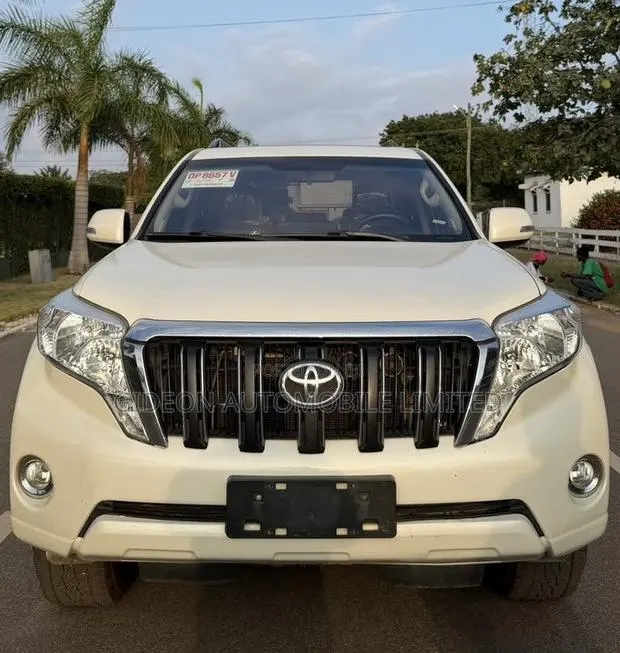 Toyota Land Cruiser Prado 2.7 2017 White · Photo 1