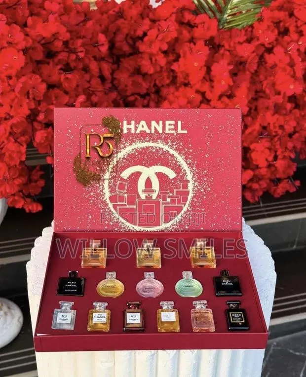 Chanel Perfume Set (14pcs) · Photo 1