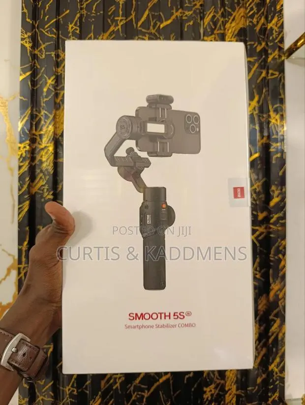 Zhyiun Smooth 5s Ai Combo Phone Gimbal Stabilizer · Photo 1