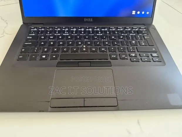 Laptop Dell Latitude 5400 8GB Intel Core i5 SSD 256GB · Photo 1