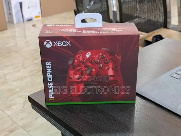 Xbox Wireless Controller - Pulse Cipher · Photo 1