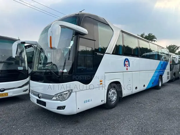 New Yutong Sightseeing Bus 2025 White · Photo 1