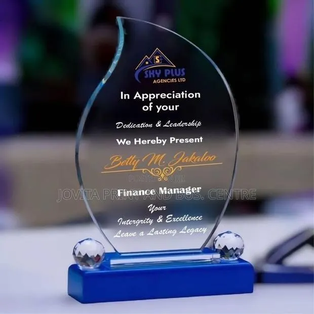 Crystal Awards & Plaque Customization · Photo 1