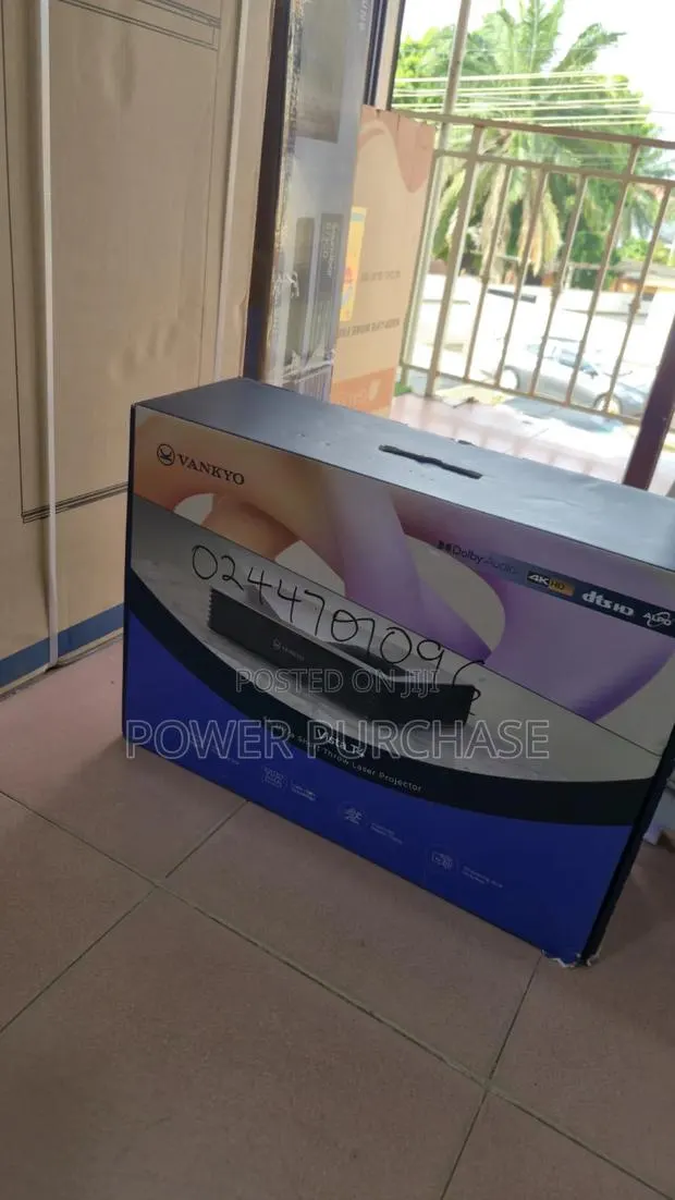 Nearest Projector Vankyo Vista T4 ,. · Photo 1