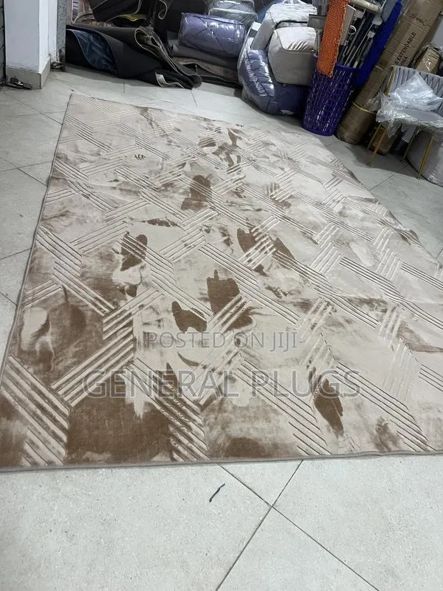 Premium Comfort at Its Finest :Fluffy Fur Carpet Biggest Size (300x200 · Photo 1