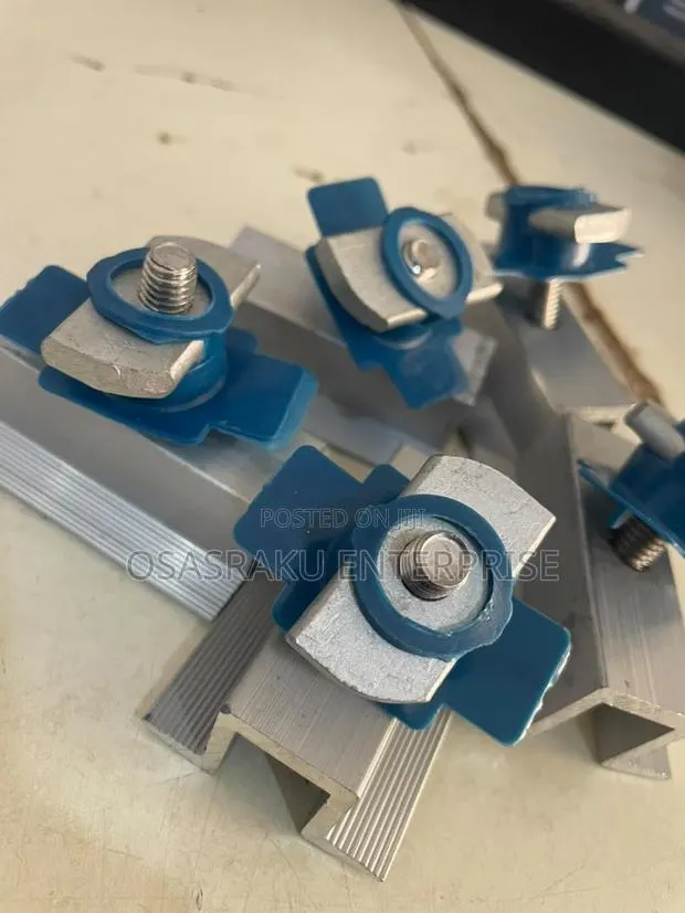 Middle Clamps · Photo 3
