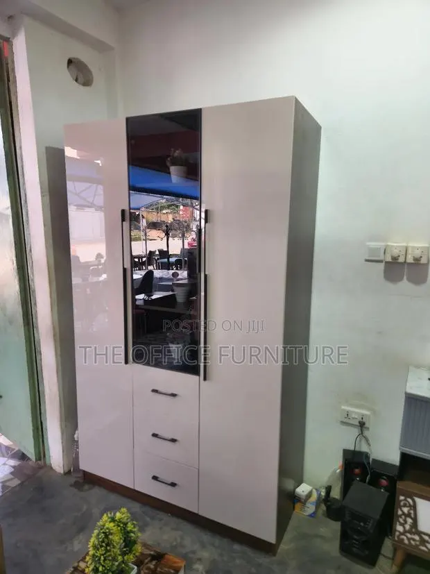 Quality Wardrobe (3in1) · Photo 1