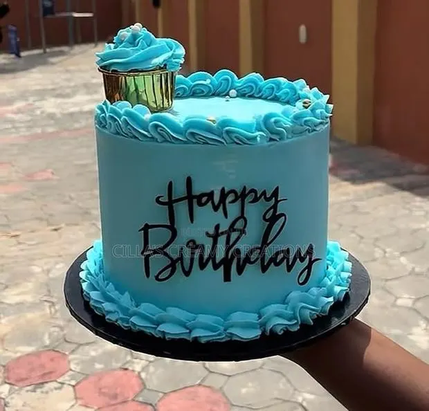 Birthday Cale · Photo 1