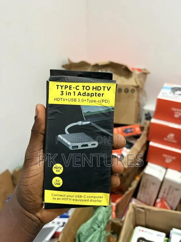 3 in 1 Type C Adapter · Photo 1